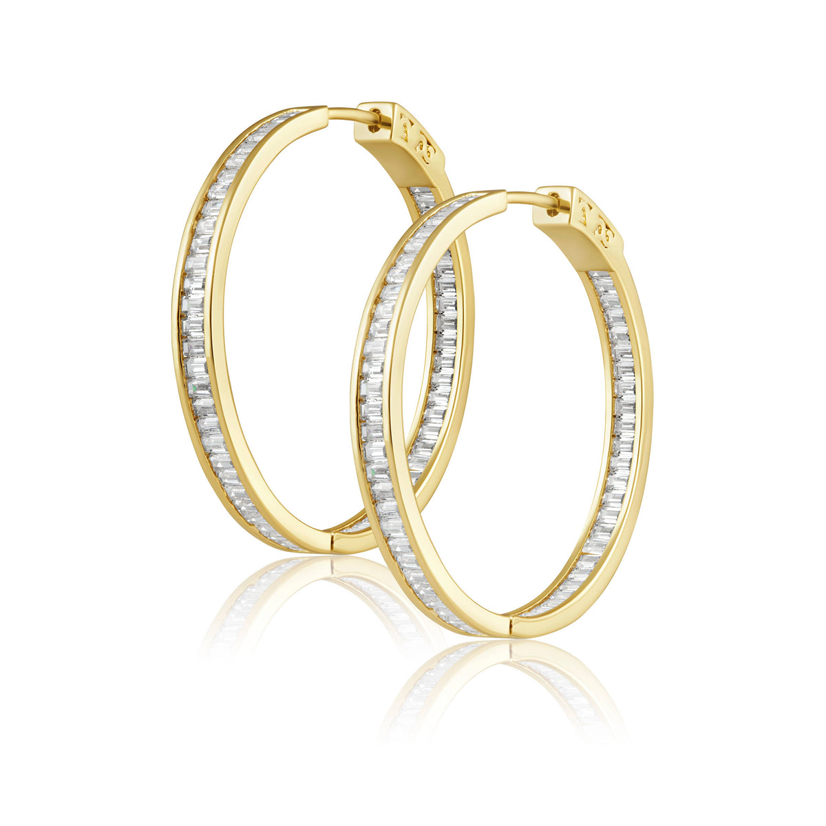 Sahira Priscila Hoop: Gold / Large - 1.5"