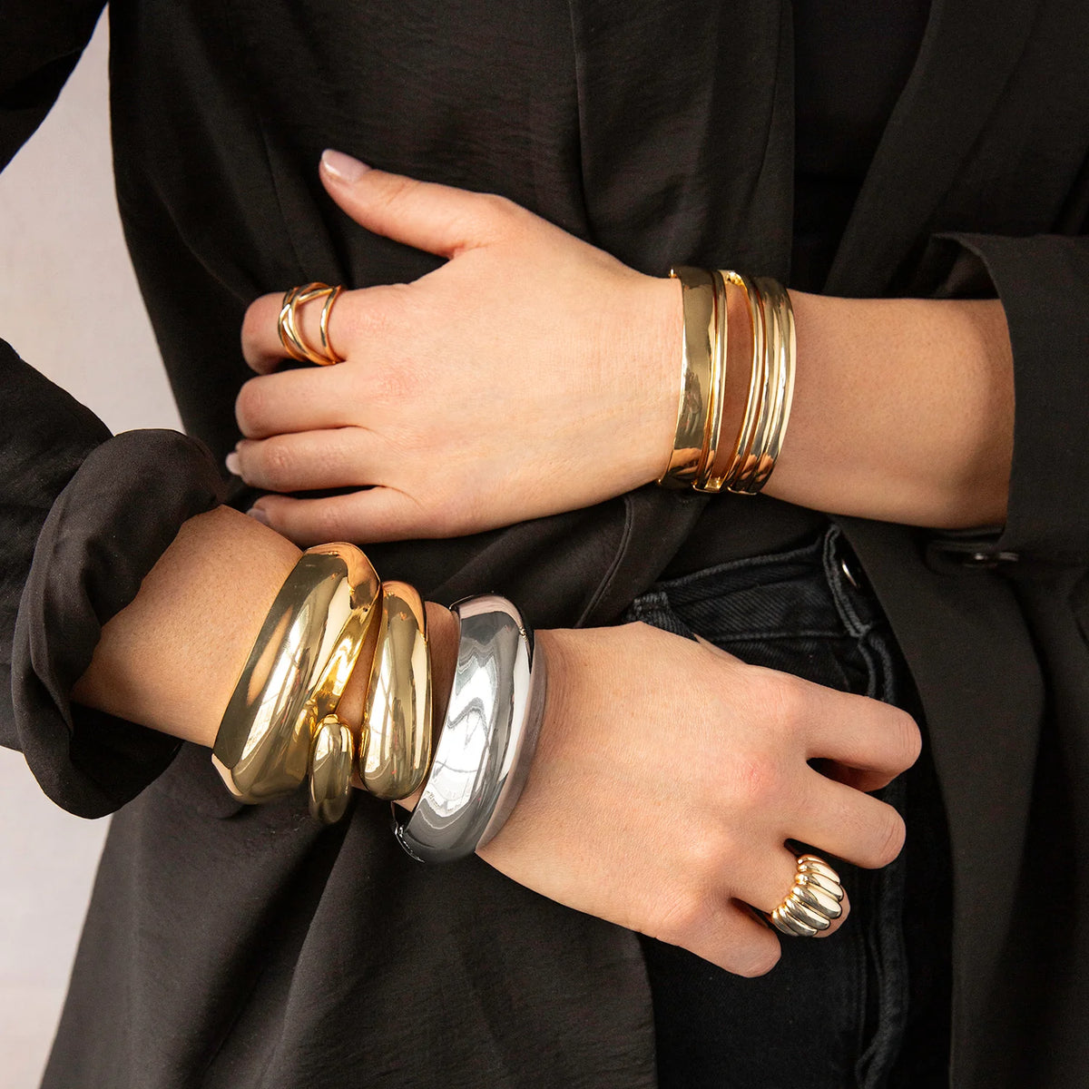 Marlyn Schiff Domed Bangle - Silver