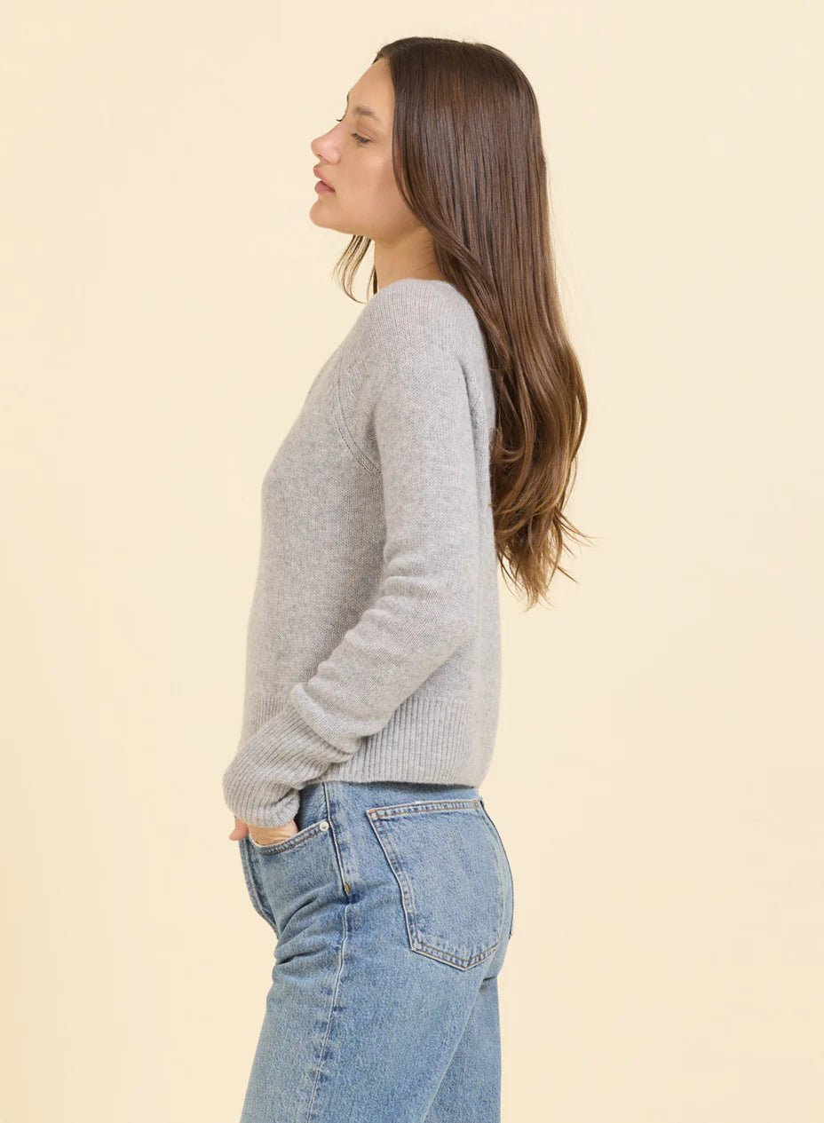 Blakely Cashmere Vneck - Heather Grey