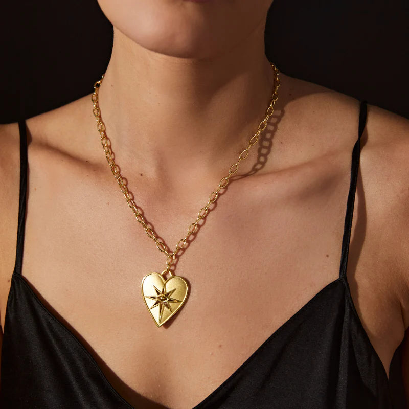Hart Seeing Heart Charm & 18" Jane Chain