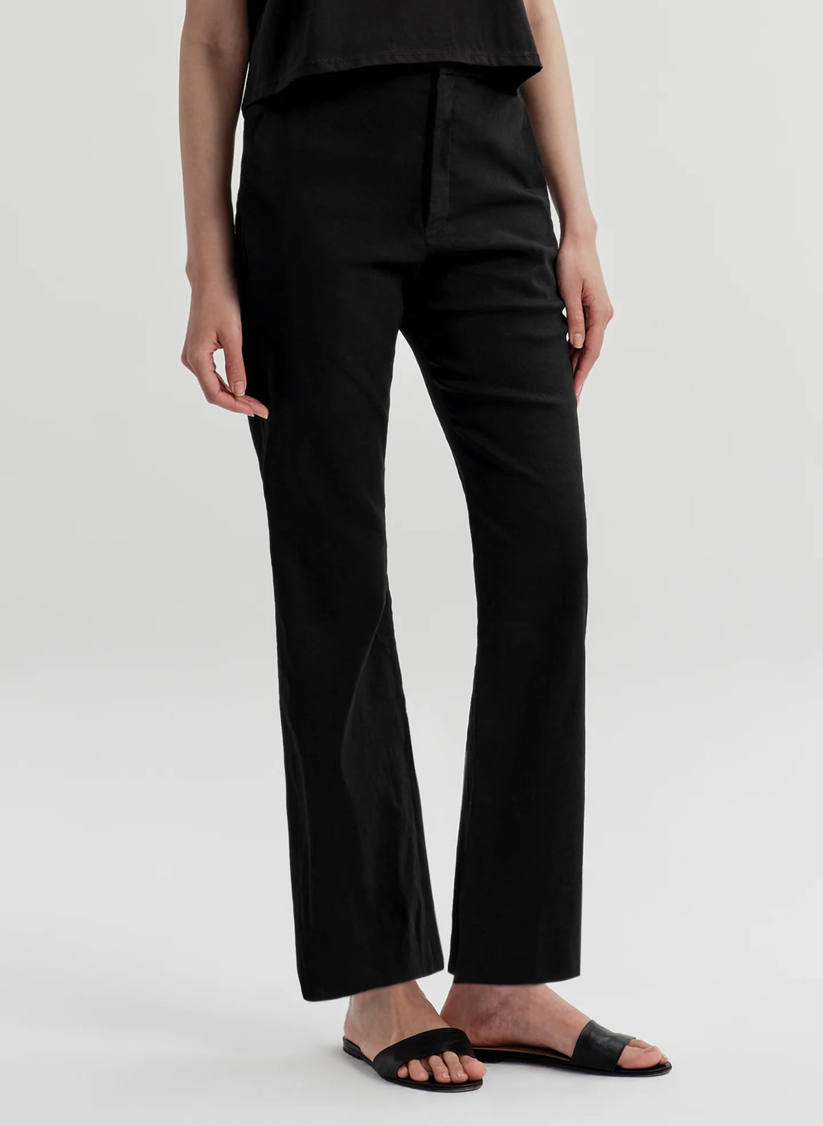 ALC Cropped Sophie Linen Pant - Black
