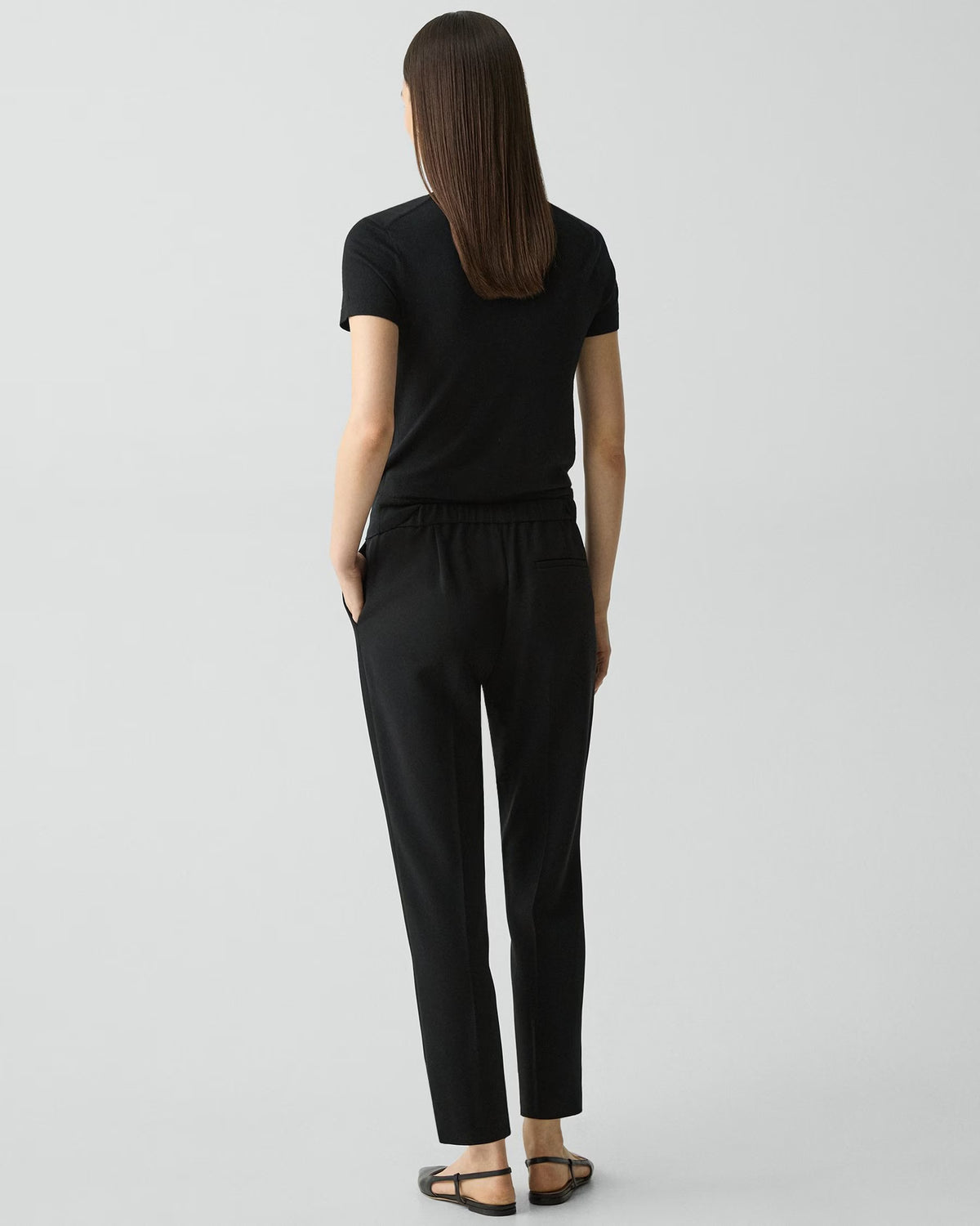 Theory Treeca Pull-On Pant in Admiral Crepe - Black