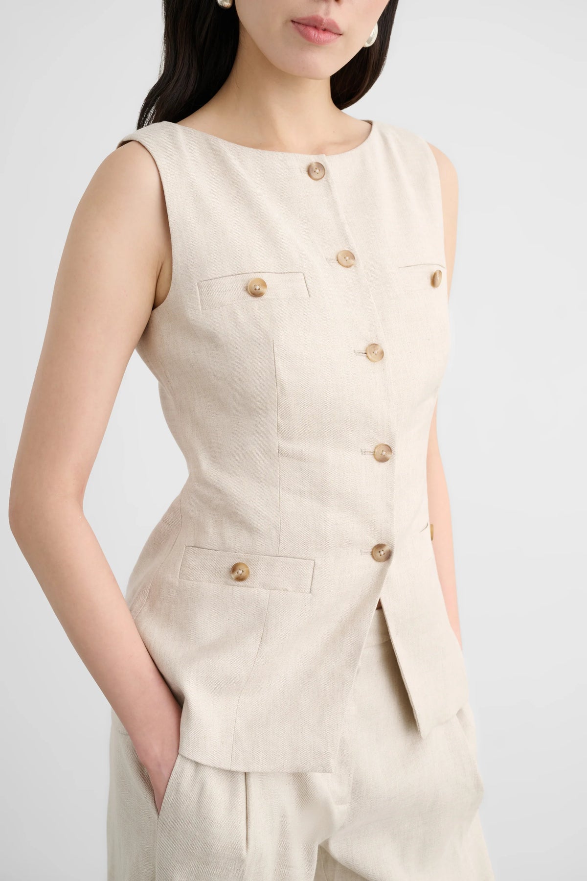 Toccin Amra Boat Neck Vest