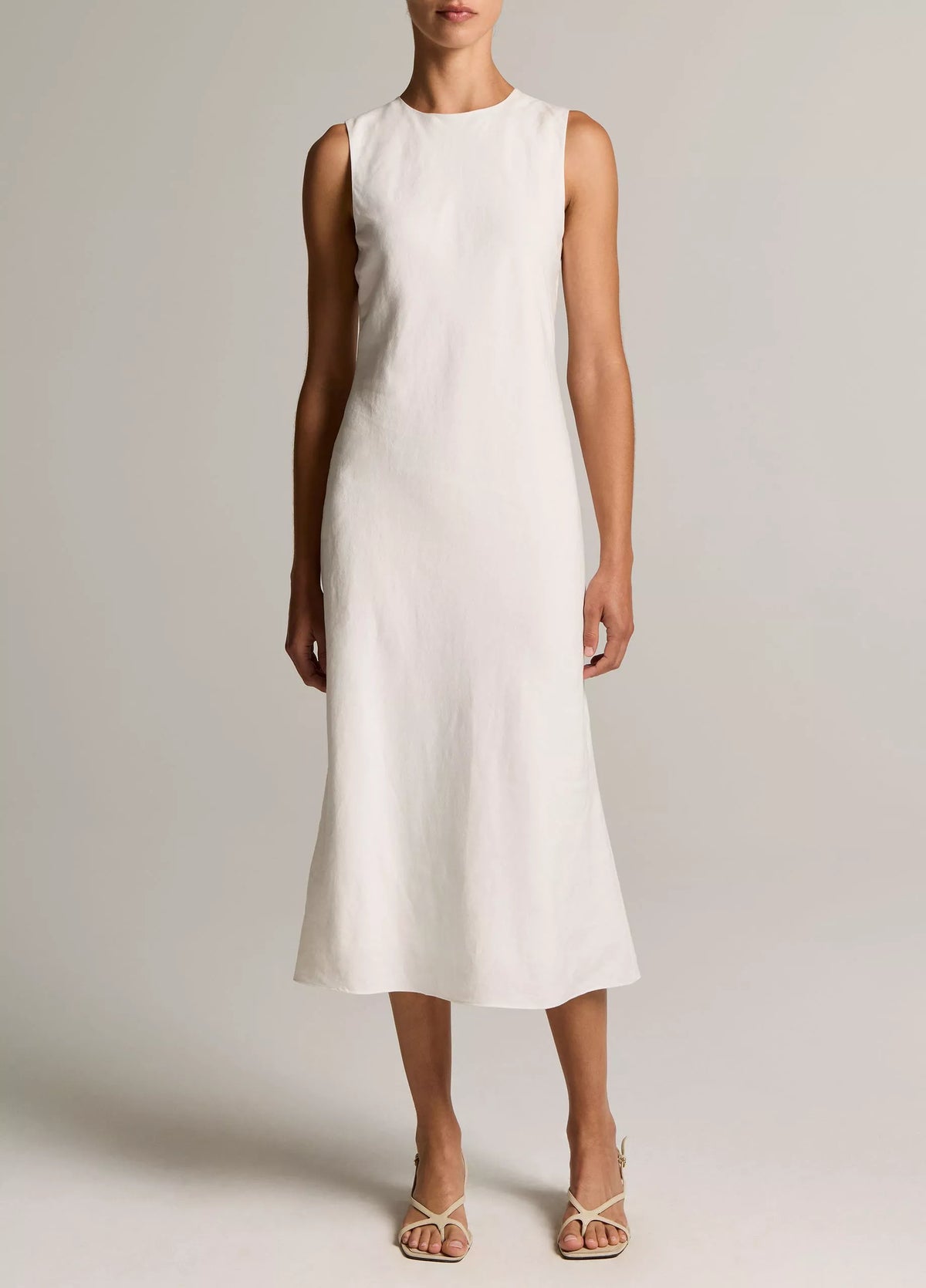 Vince Linen-Blend Bias-Cut Dress - White
