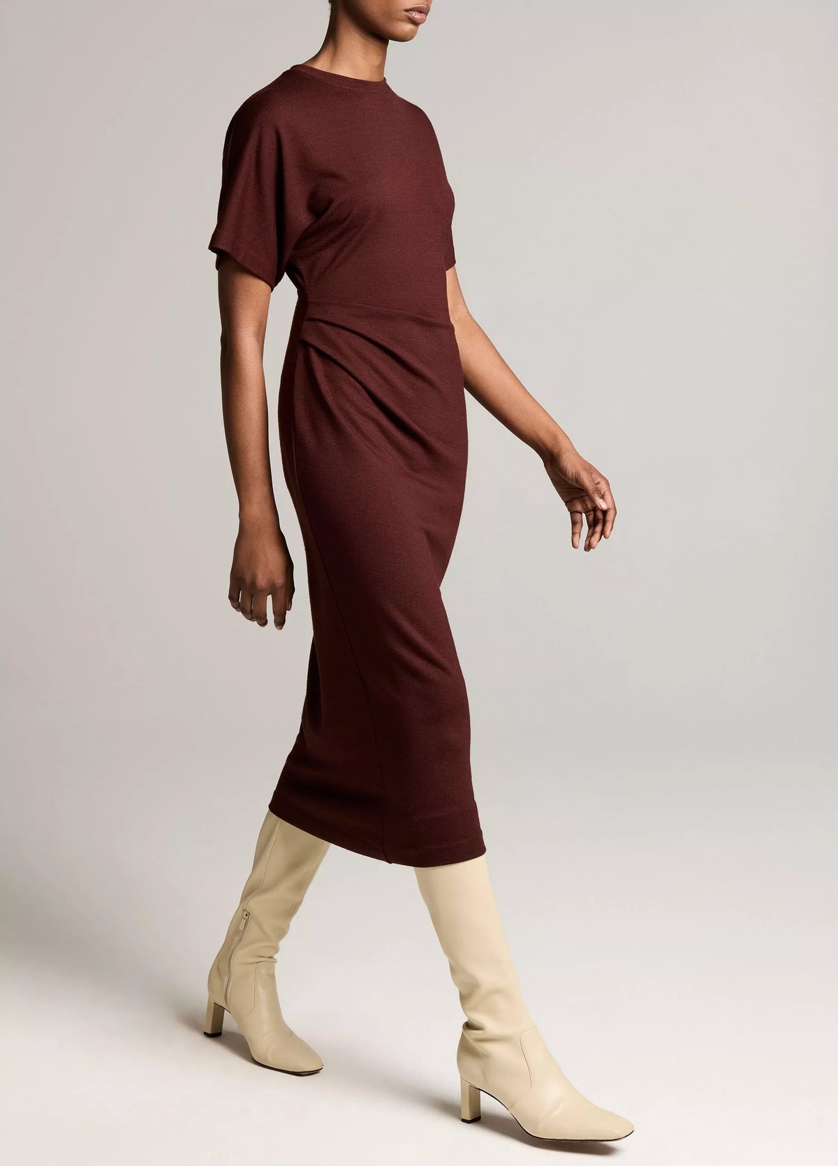 Vince Ruched-Side Knit Short-Sleeve Dress - Black Rose
