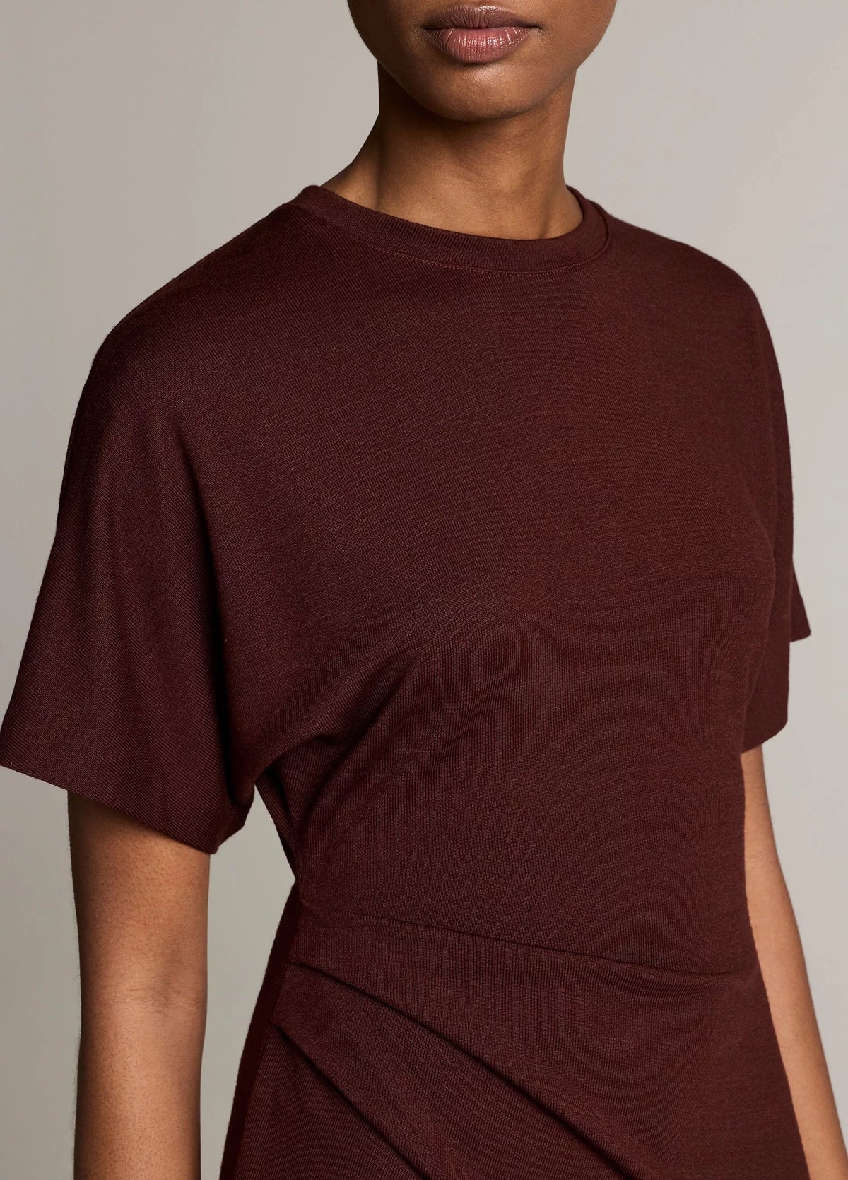 Vince Ruched-Side Knit Short-Sleeve Dress - Black Rose