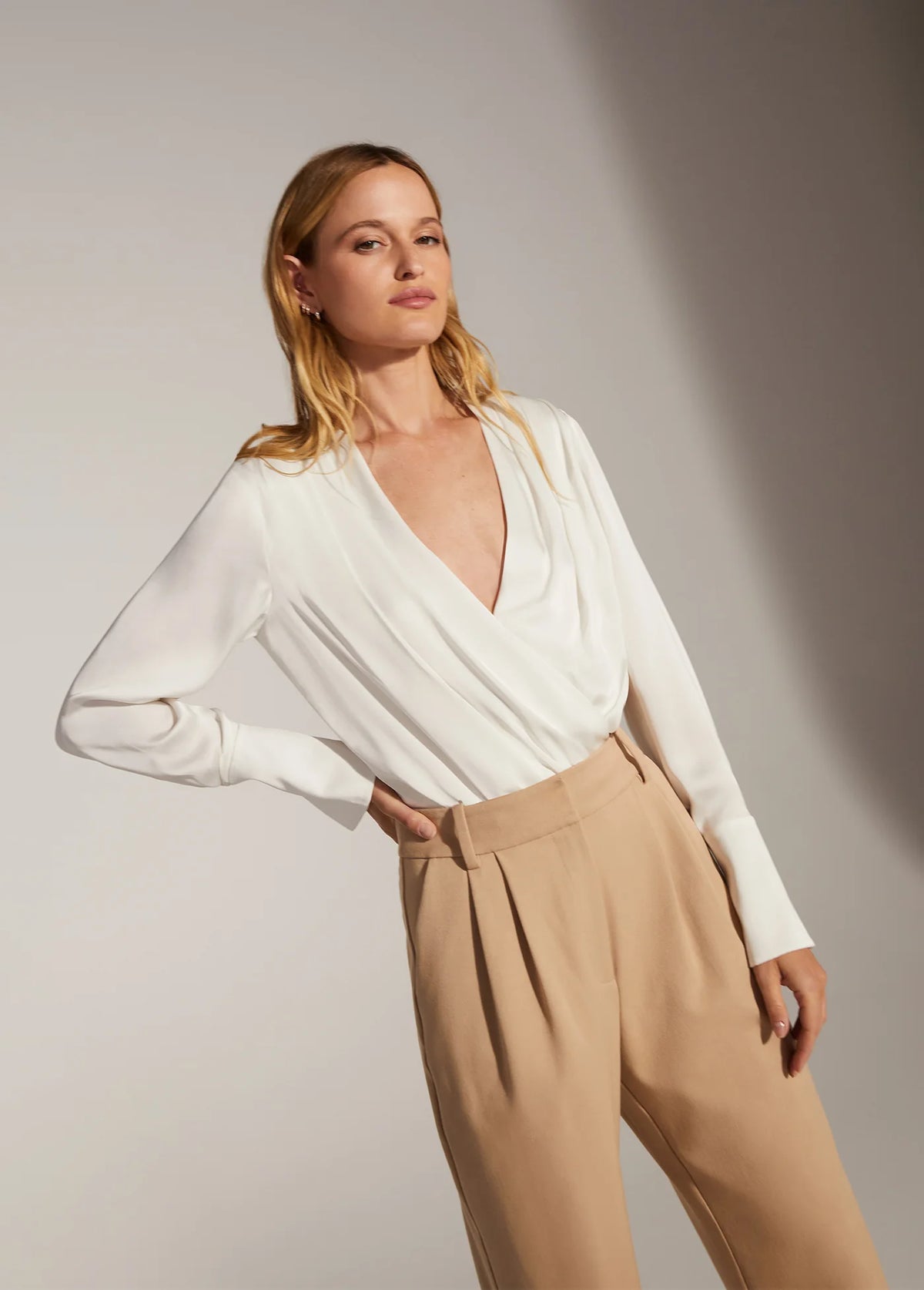 Favorite Daughter The Date Blouse - Ivory