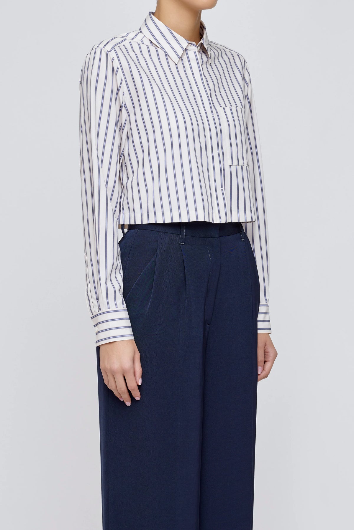 Moussy Basic Striped Cropped Shirt