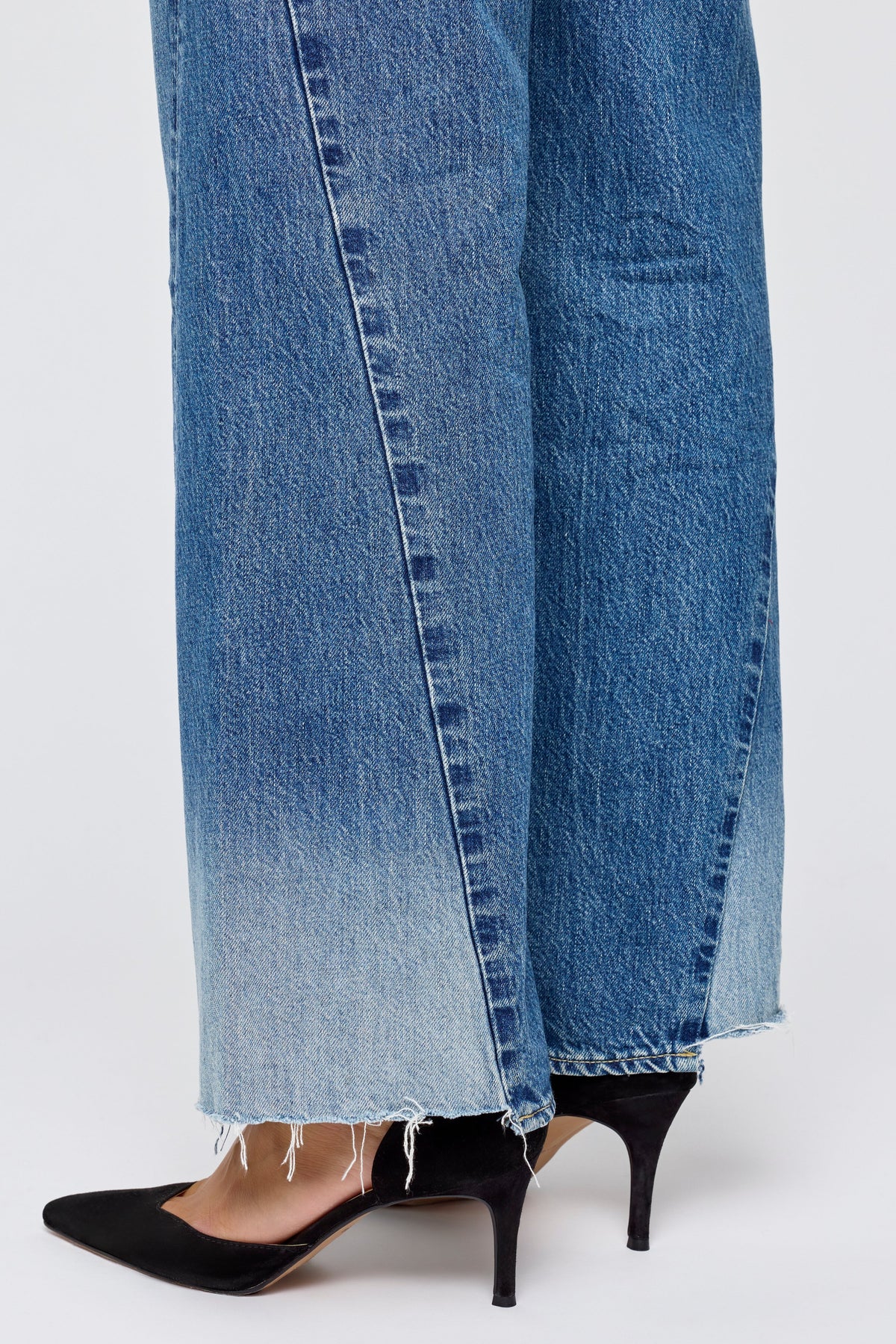 Moussy Panel Wide - Holyoke Jean
