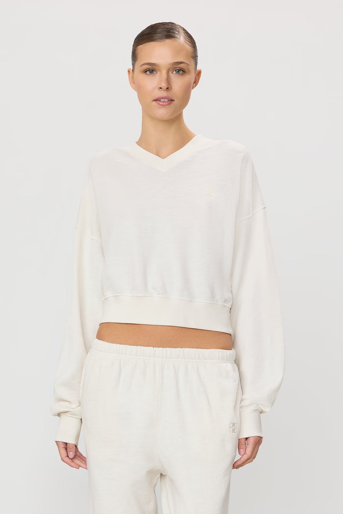 Eterne Cropped V-Neck Sweatshirt