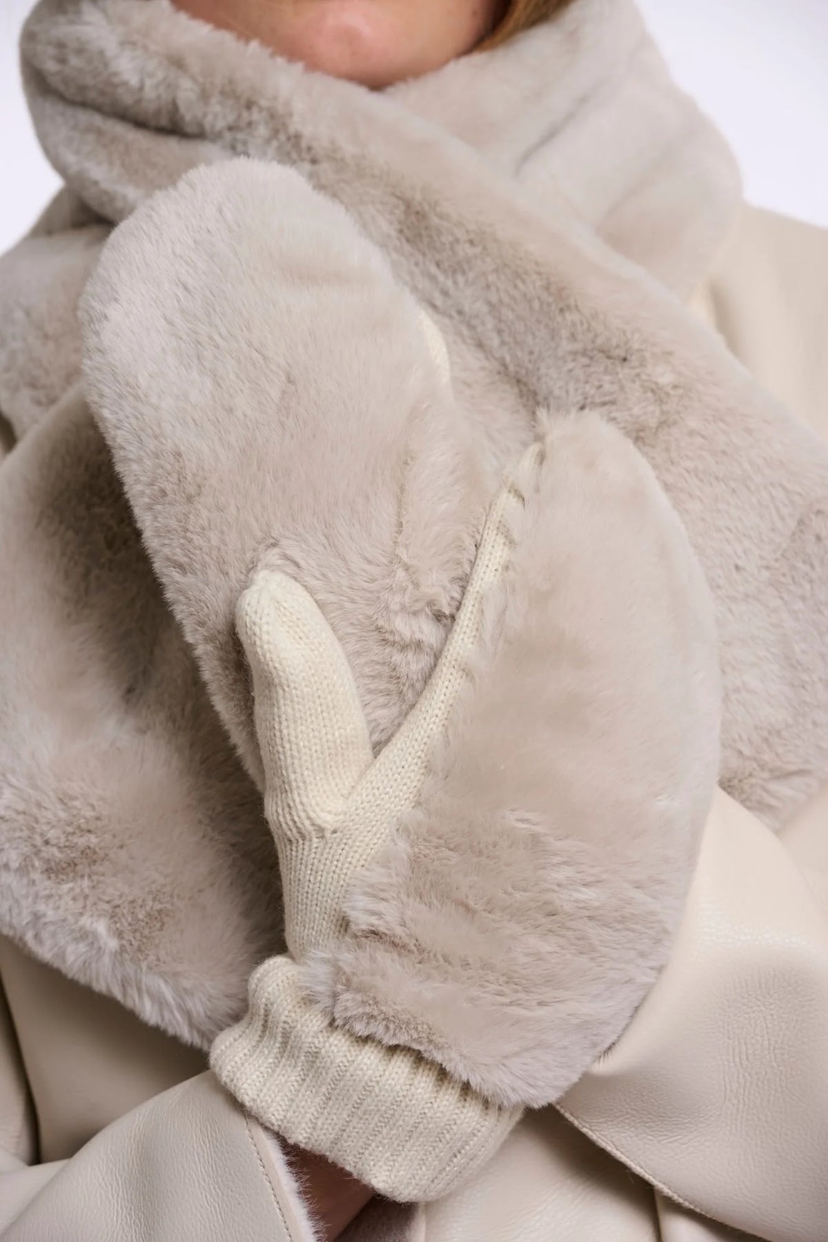 Rino & Pelle Oxo Fur Gloves