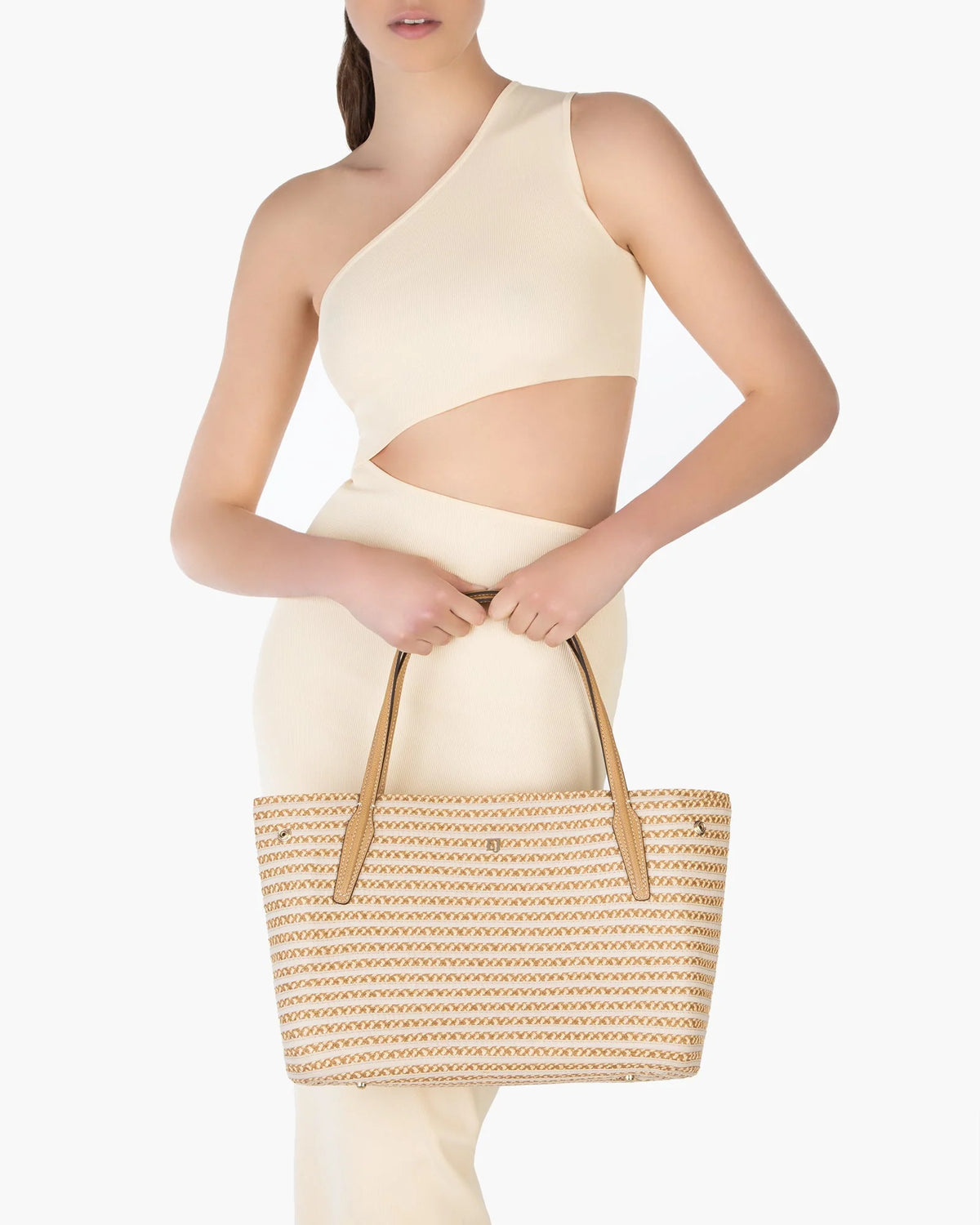 Eric Javits Squishee Isla Straw Bag - Peanut