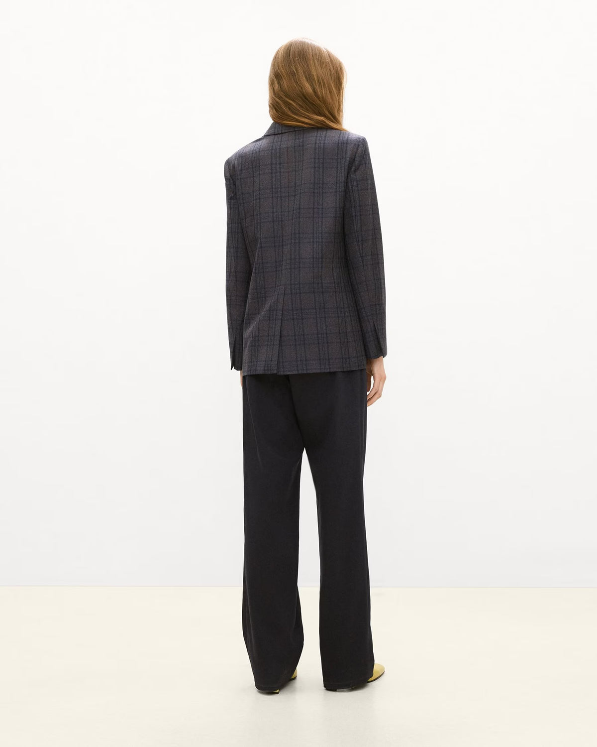 Theory Relaxed Double-Breasted Blazer in Plaid Sleek Flannel